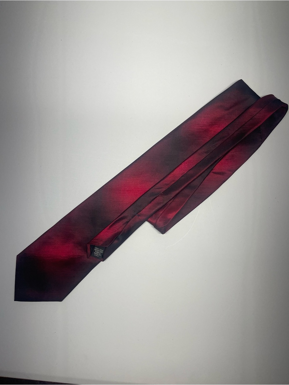Murano Italia 100% Silk Necktie Red Black Abstract Ombre Watercolor Wide Tie 4" - Picture 3 of 9